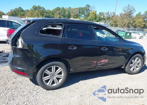 2016 Volvo Xc60 T6 Platinum z USA, uszkodzony, nr VIN YV4902RM3G2792925